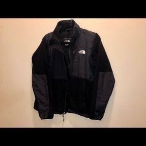 Women’s North Face Jacket